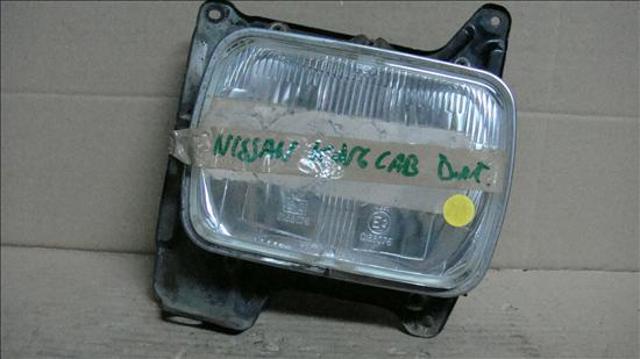 260103S225 NISSAN Правая фара купить в Павлоград