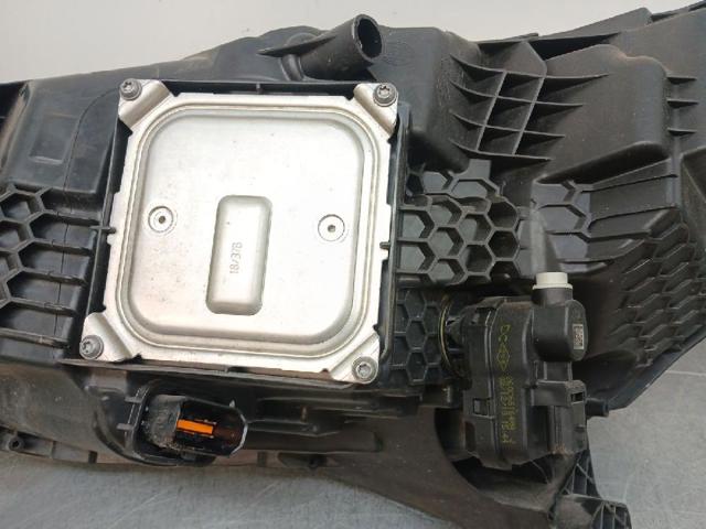 260105066R RENAULT Фара правая купить в Кривой Рог