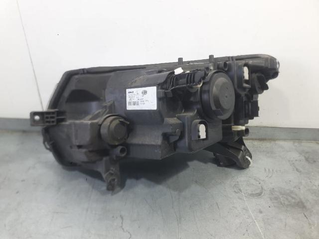 260105344R RENAULT Правая фара купить в Ужгород
