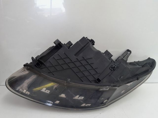 260105997R RENAULT Фара правая купить в Винница