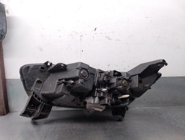 260106403R RENAULT Фара правая купить в Черновцы