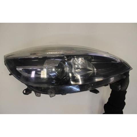 Luz direita 260106928R Renault (RVI)