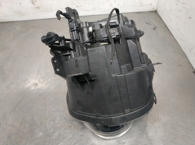 260106PM0A NISSAN Фара правая купить в Черновцы