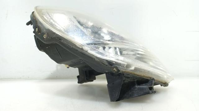 RENAULT 260107835R Правая фара в наличии Чернигов
