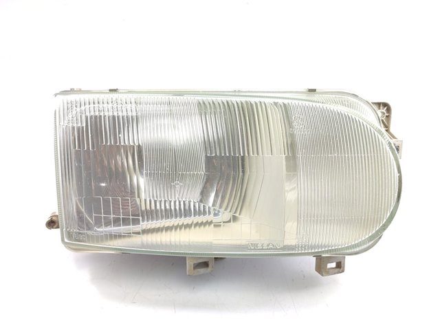 Luz direita 260107C002 Nissan