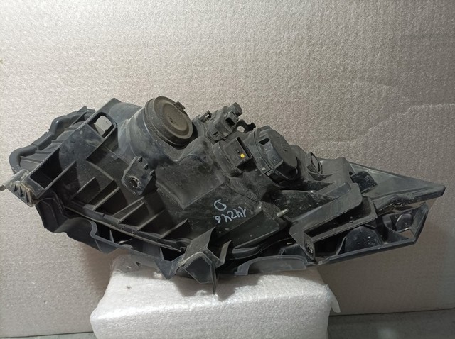 RENAULT 260108053R Правая фара в наличии Житомир