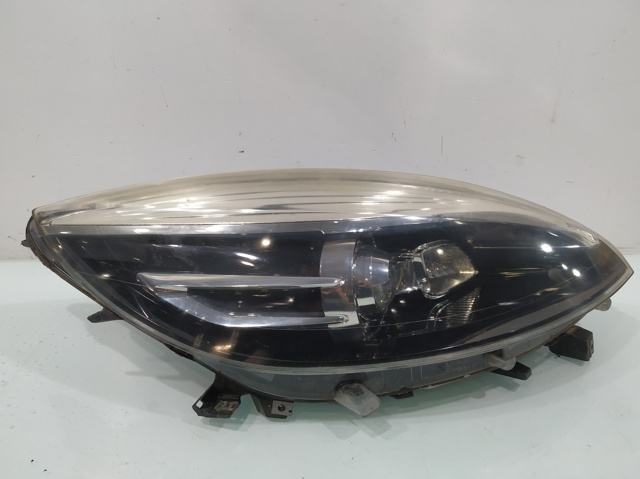 260108323R RENAULT Правая фара купить в Черновцы