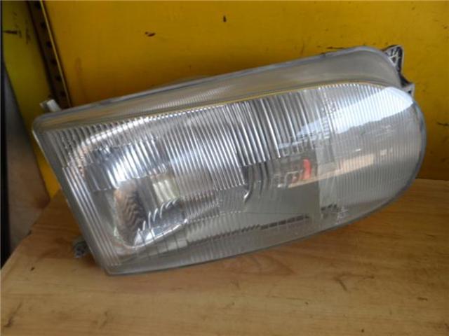 260108C002 NISSAN Правая фара купить в Хмельницкий