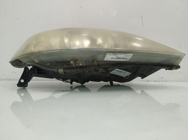 NISSAN 26010AU800 Правая фара в наличии Тернополь