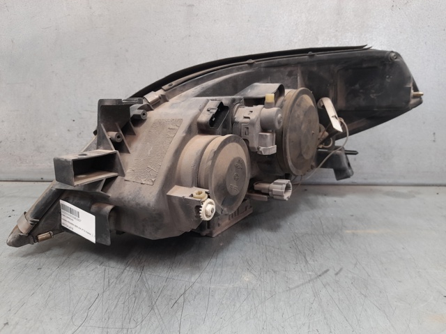 26010AU81B NISSAN Фара правая купить в Ужгород