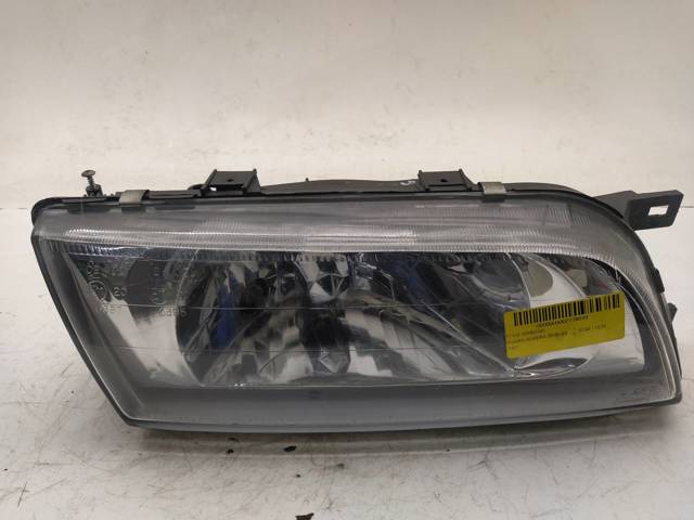 Luz direita 260152N310 Nissan