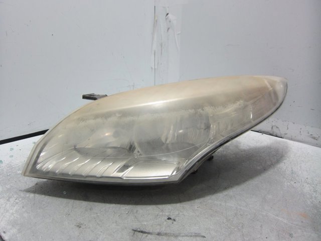 Luz esquerda 260600017R RENAULT