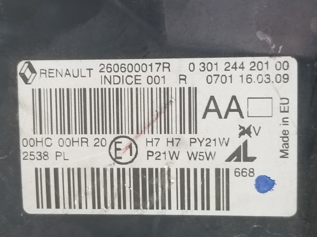 260600017R RENAULT Левая фара купить в Киев