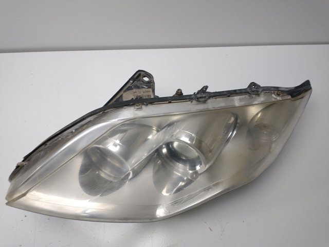 Luz esquerda 260600033R RENAULT