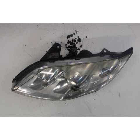 Luz esquerda 260600040R Renault (RVI)