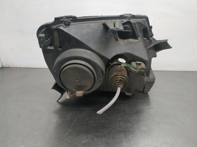 RENAULT 260601153R Левая фара в наличии Черновцы