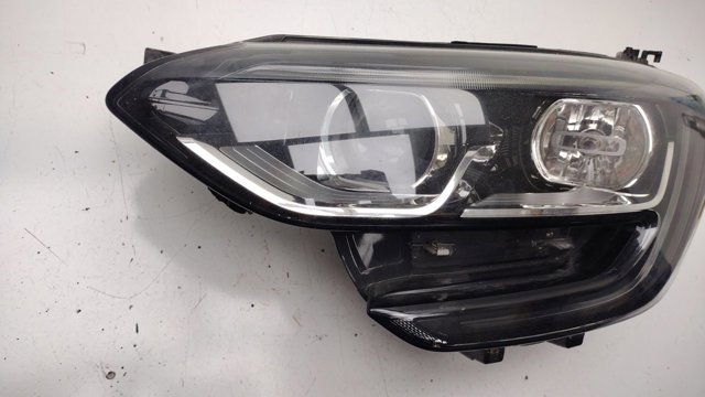 RENAULT 260602792R Левая фара в наличии Житомир