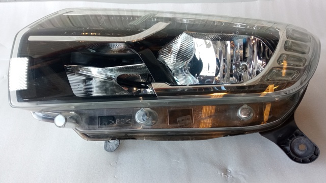 260605665R RENAULT Левая фара купить в Ровно