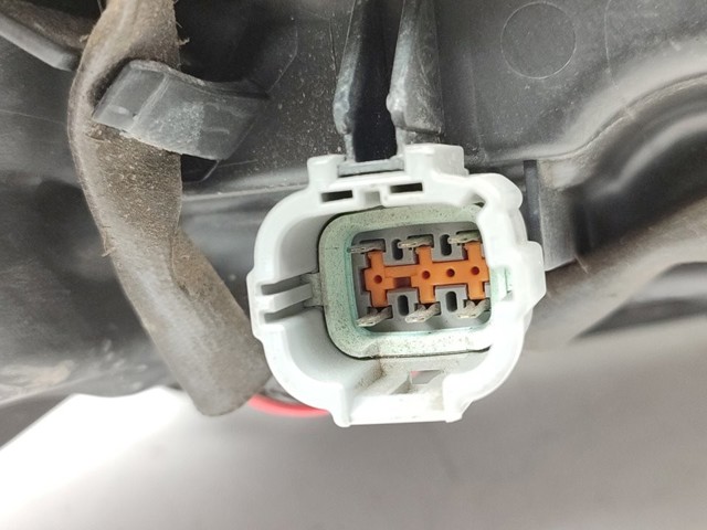 260605FA0A NISSAN Левая фара купить в Украина