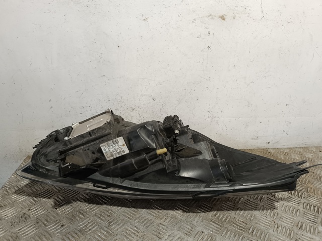260606098R RENAULT Фара левая купить в Киев