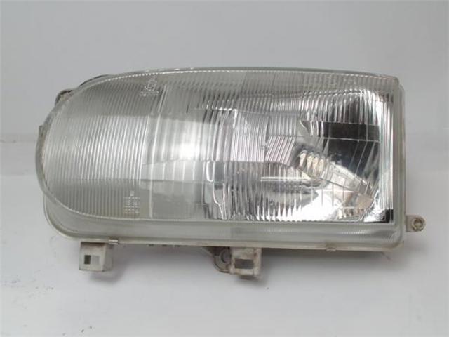 260607C002 NISSAN Левая фара купить в Тернополь
