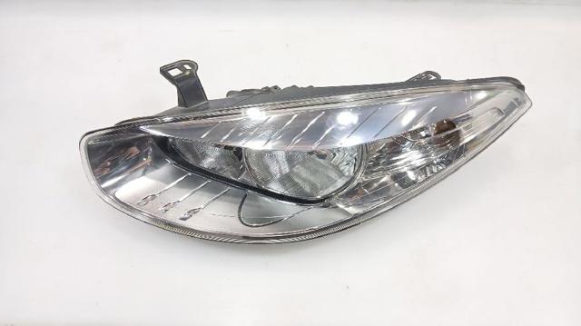 260608656R RENAULT Фара левая купить в Тернополь