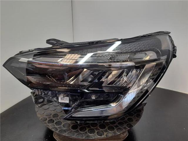 260609987R RENAULT Левая фара купить в Запорожье