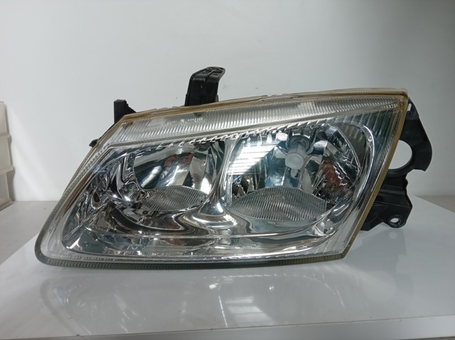 26060BN01A NISSAN Левая фара купить в Ровно