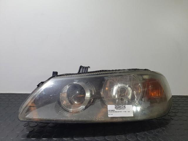 Luz esquerda 26060BN760 Nissan