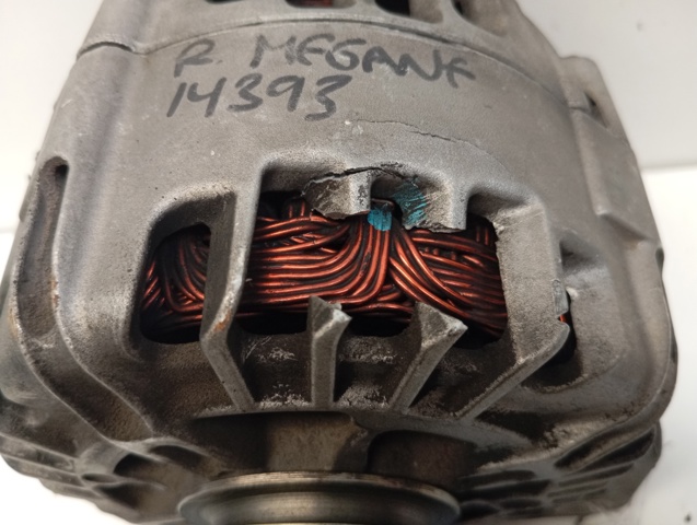 RENAULT 2606272A Генератор в наличии Запорожье