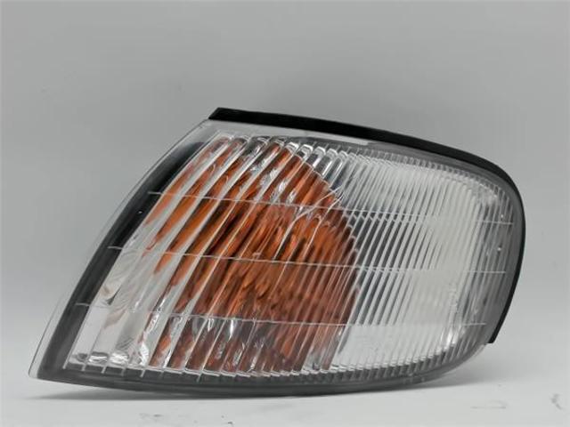 261351N025 NISSAN Поворотник левый купить в Полтава