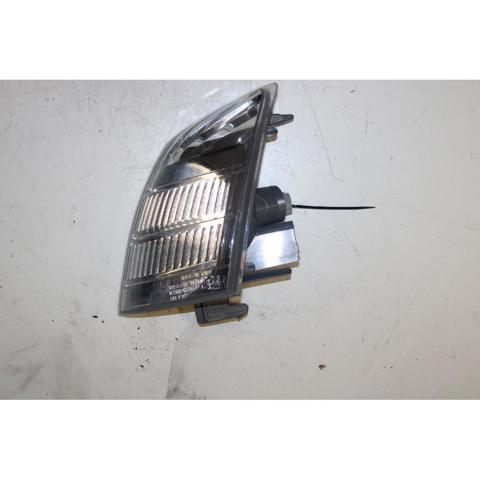 261358H700 NISSAN Поворотник левый купить в Кривой Рог