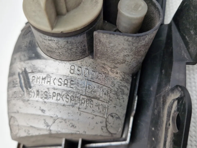 26135AX600 NISSAN Поворотник левый купить в Чернигов
