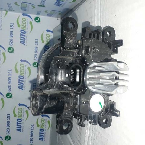 RENAULT 261555538R Фара противотуманная левая в наличии Павлоград