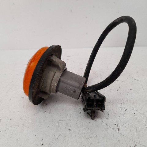 NISSAN 261605F000 Повторитель поворота в наличии Чернигов