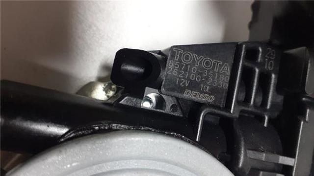 TOYOTA 2621002330 Мотор стеклоподъемника двери передней правой в наличии Харьков