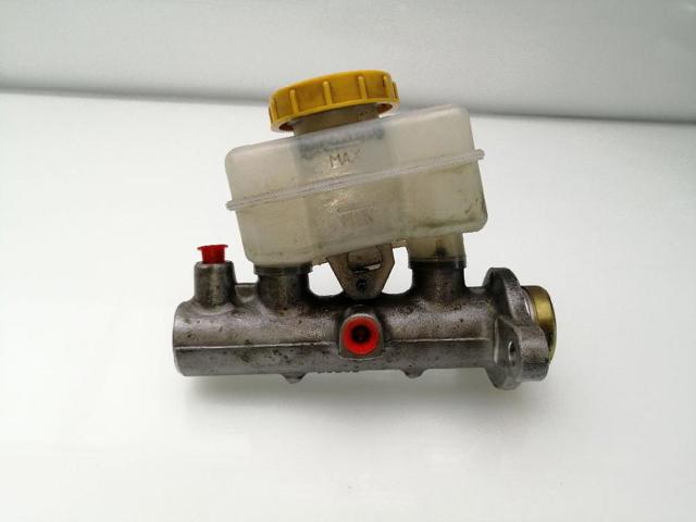 Cilindro mestre do freio 26401AC191 SUBARU