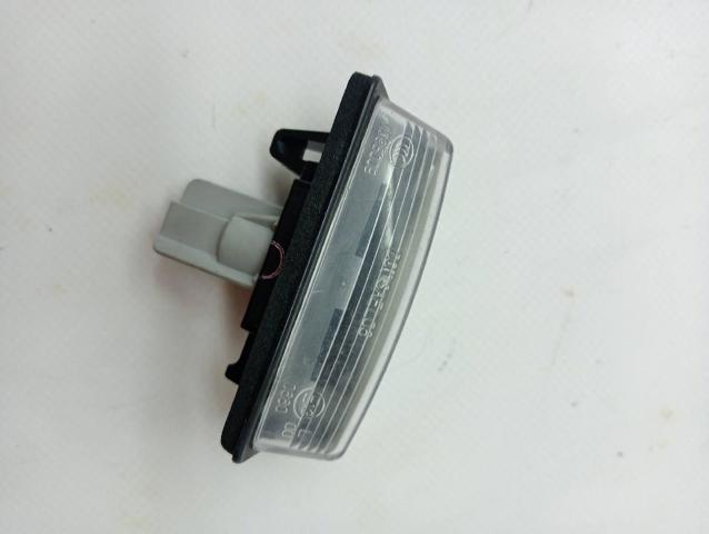 265108991B NISSAN Фонарь подсветки заднего номерного знака купить в Ужгород