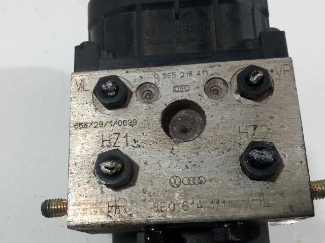 Unidade hidráulico de controlo ABS Audi A4 8D5