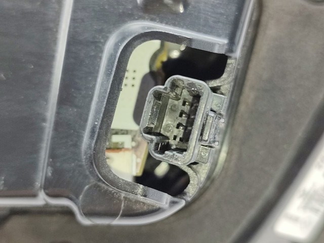 265505069R RENAULT Фонарь задний правый внутренний купить в Запорожье