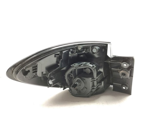 265506738R RENAULT Фонарь задний правый купить в Ужгород