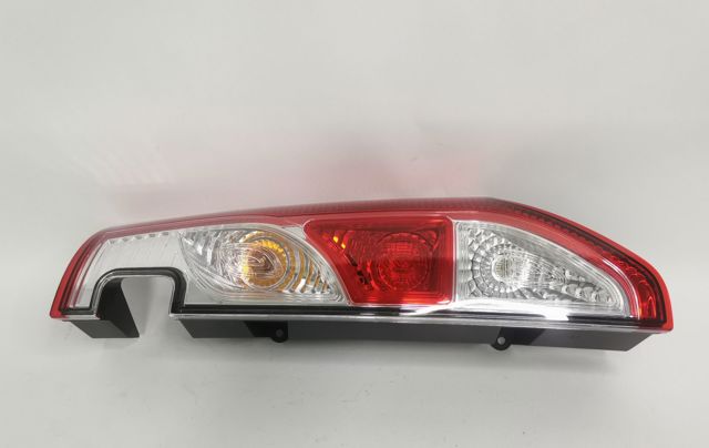 265506747R RENAULT Фонарь задний правый купить в Запорожье