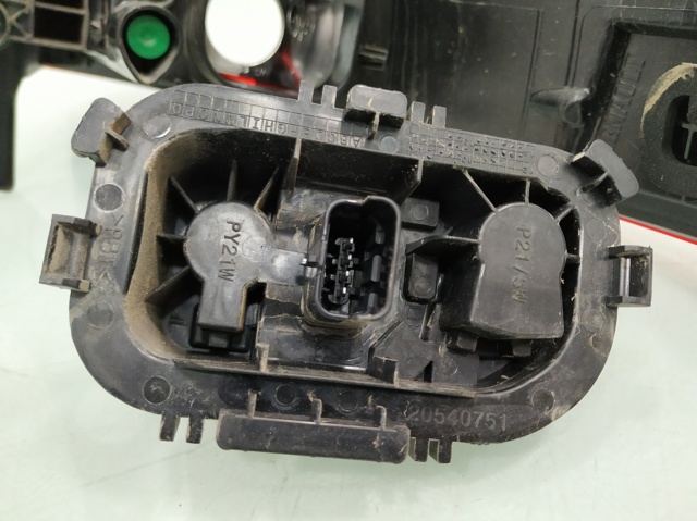 265551445R RENAULT Фонарь задний левый купить в Сумы
