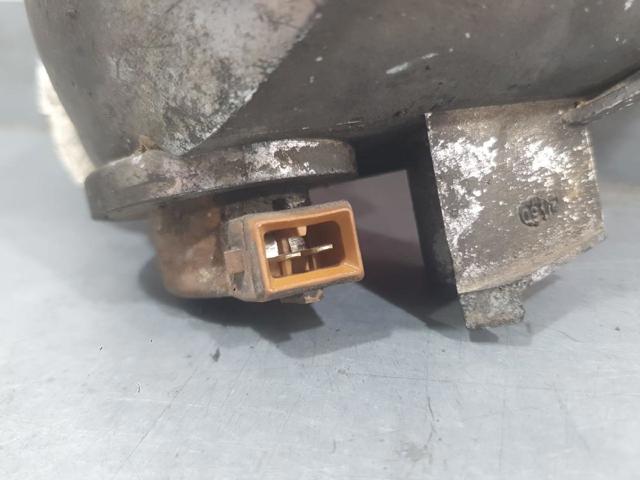 265806717R Фонарь противотуманный задний правый купить Львов