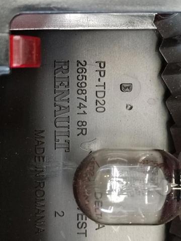 RENAULT 265987418R Накладка фонаря заднего в наличии Ровно