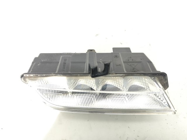 RENAULT 266003864R Фара дневного света правая в наличии Днепр