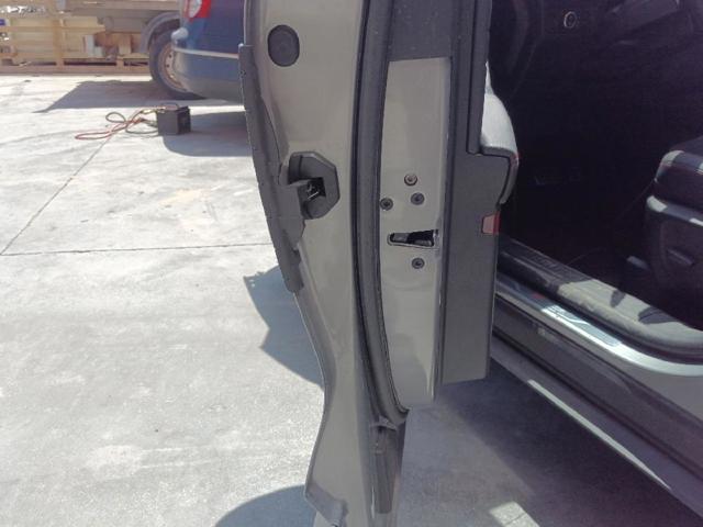 Fecho da porta dianteira esquerda Ford Kuga 3 DFK