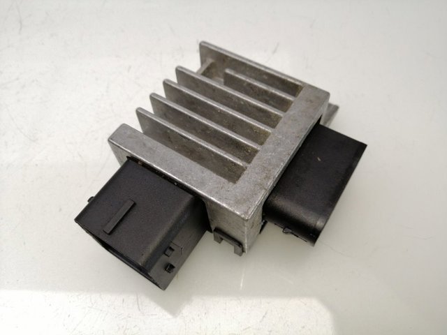 Relê das velas de incandescência Mazda CX-3 DK