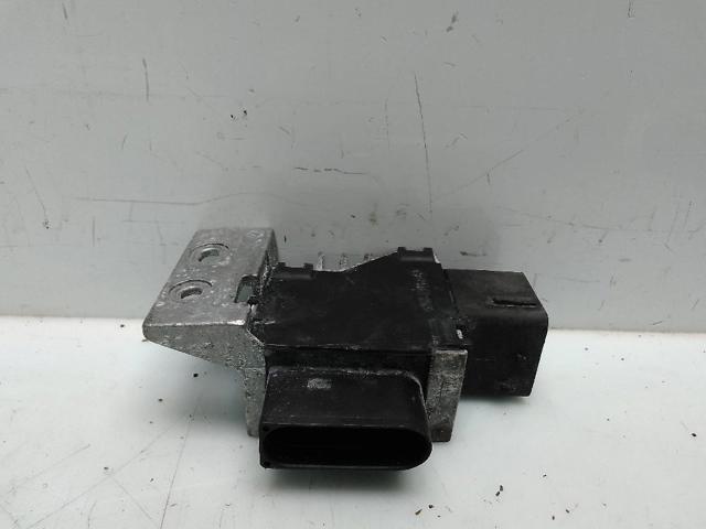 Relê das velas de incandescência Mazda CX-3 DK