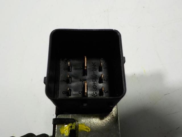Relê das velas de incandescência Mazda 2 3 DL, DJ